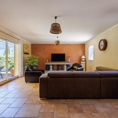 Holiday home La Maison De Mathis - Maison Avec Piscine Privee Rousset-les-Vignes